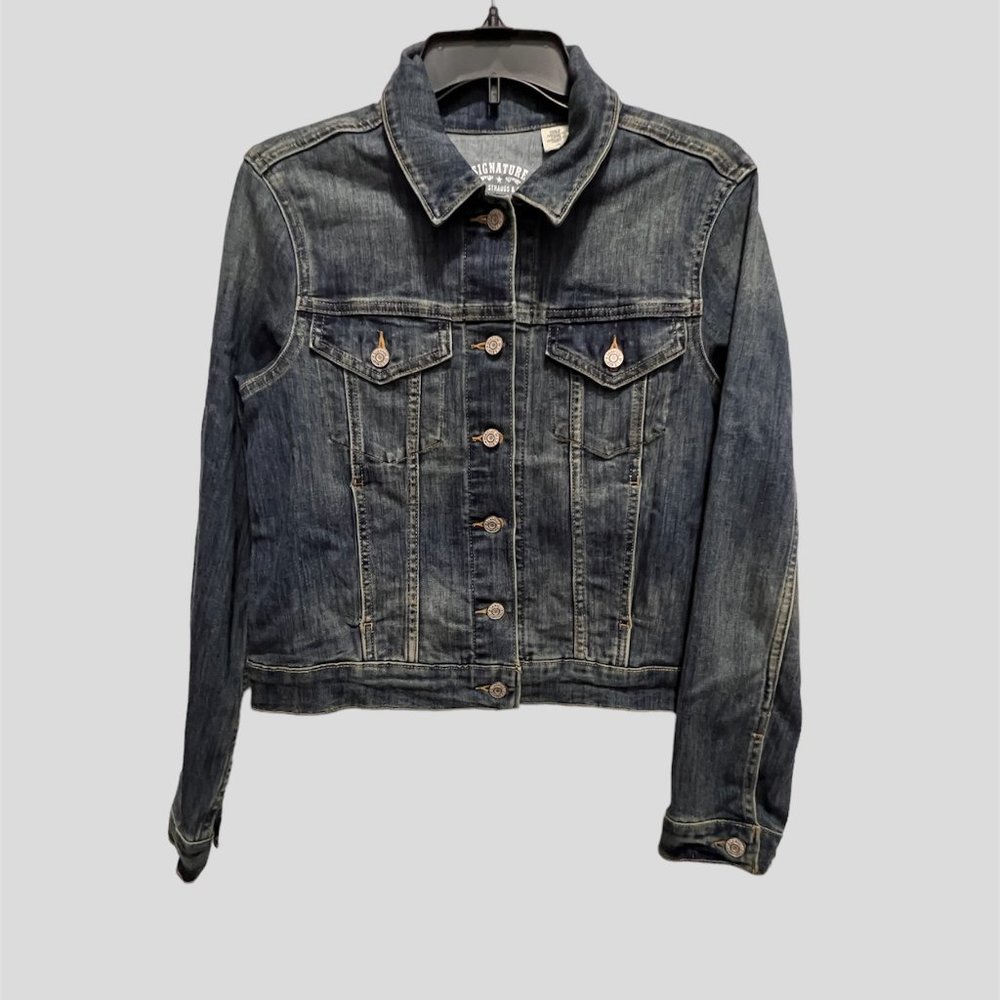 Signature by Levi Strauss size large jean denim jacket